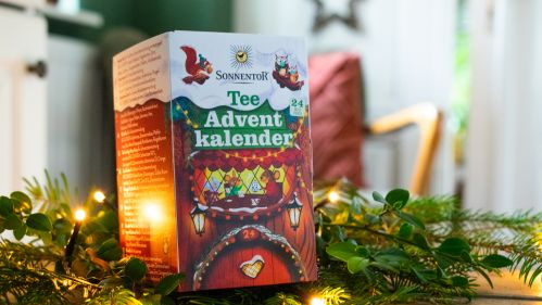 KI-generierte Beschreibung: Hauptinhalt: Sonnentor Tee Adventskalender.