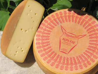 Produktfoto zu HeggelbacherAlpkäse , 3 Monate gereift