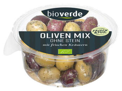 Produktfoto zu Oliven Mix ohne Stein mit frischen Kräutern